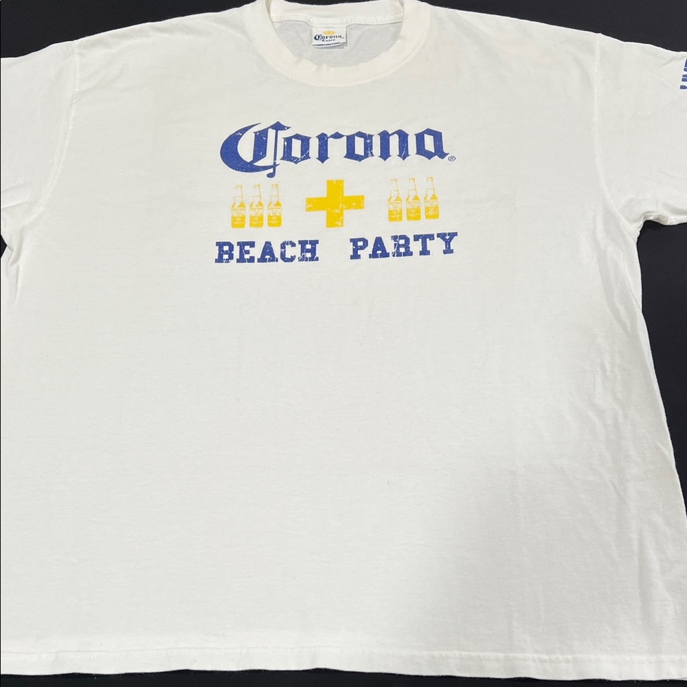 Vintage 2007!Corona Beach Party Graphic Tee in White